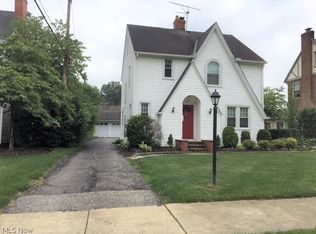 179 Stanford Dr, Berea, OH 44017