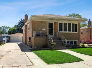10151 S Kildare Ave, Oak Lawn, IL 60453