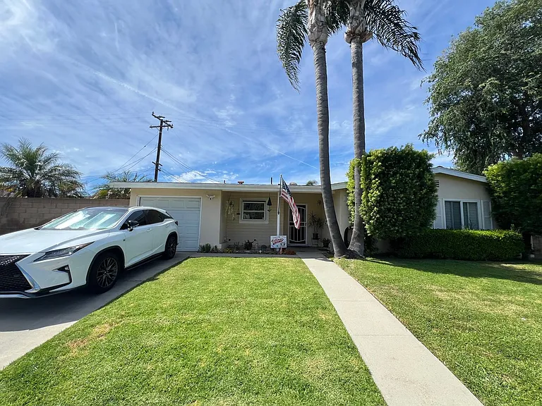 1315 Stevely Ave — Photo 17