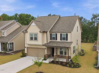 835 Golden Plum Ln, Zebulon, NC 27597