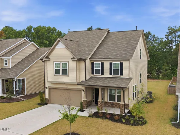 835 Golden Plum Ln, Zebulon, NC 27597