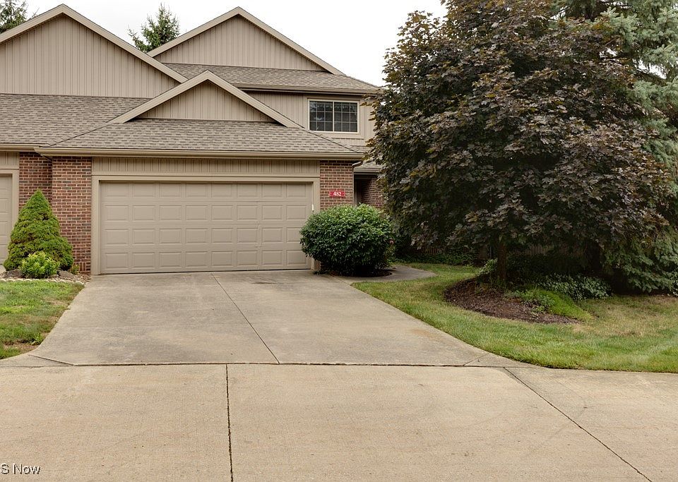 1st image of 482 Dottie Ct #105