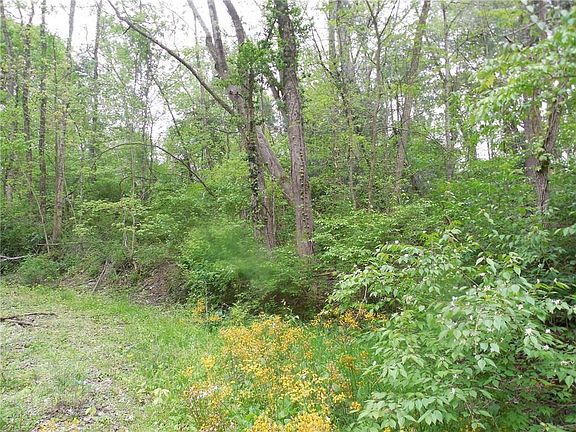 3rd image of 267 Old State Road 46