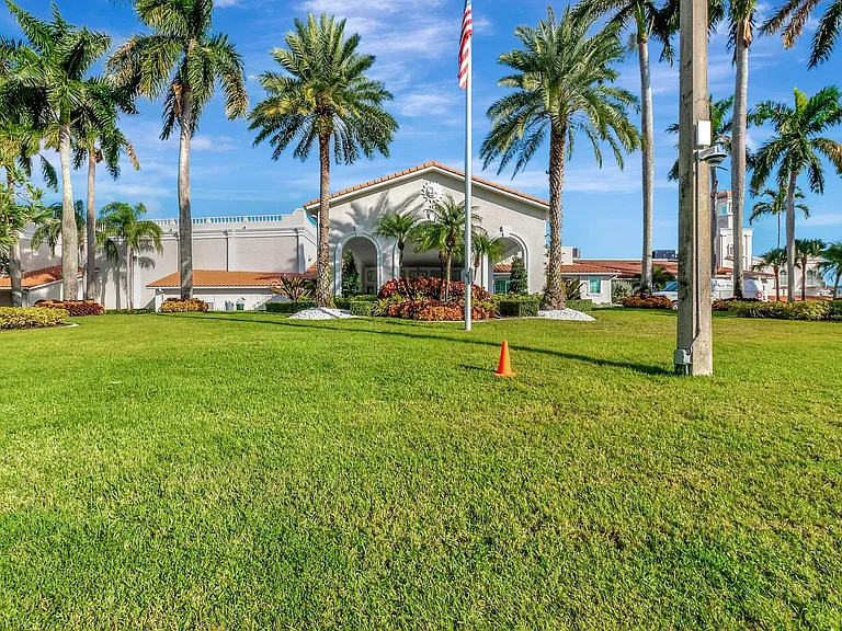 6193 Pointe Regal Cir #402 — Photo 63