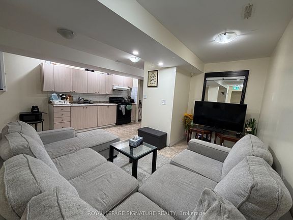 3rd image of 124 Herdwick St #Basement