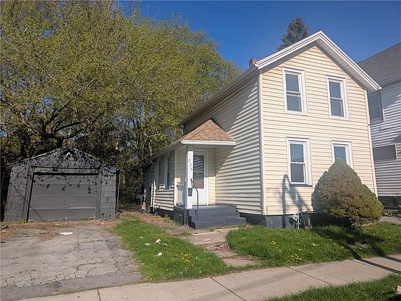 4th image of 223 Orchard St