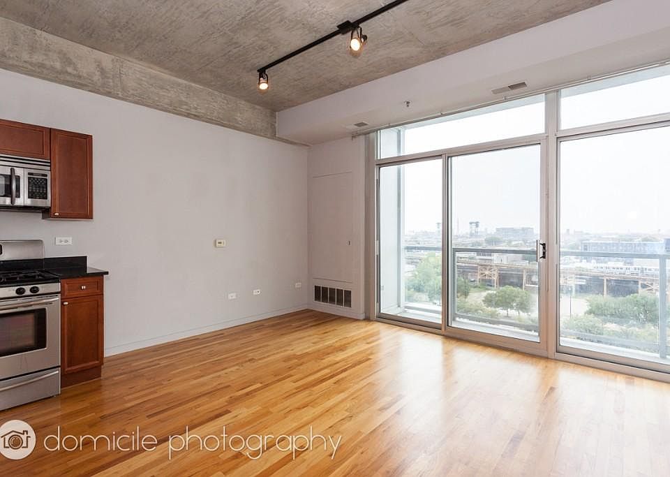 1st image of 1620 S Michigan Ave #820AAA
