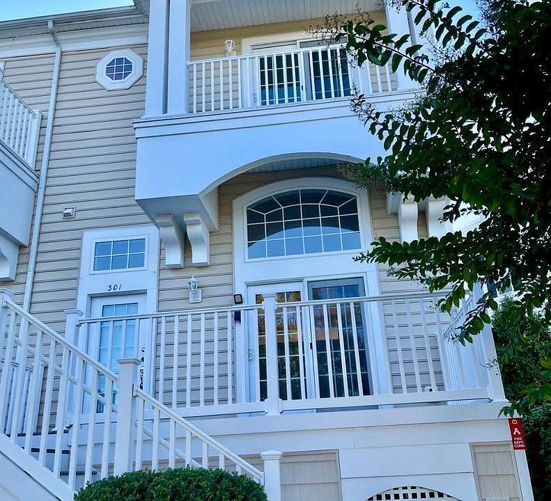 1st image of 12277 Hidden Bay Dr #301