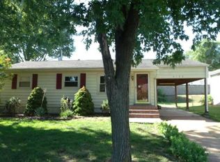 4122 Sweet Gum Dr, Saint Louis, MO 63125