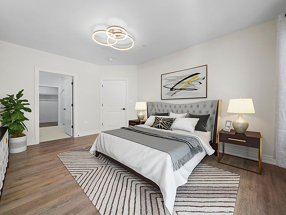 4th image of 9600 Franklin Ave #617