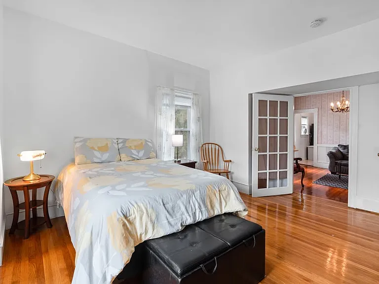 124 Sheridan Ave #2 — Photo 9