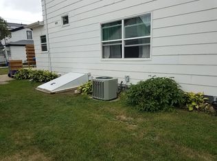 302 Rd St, De Smet, SD 57231