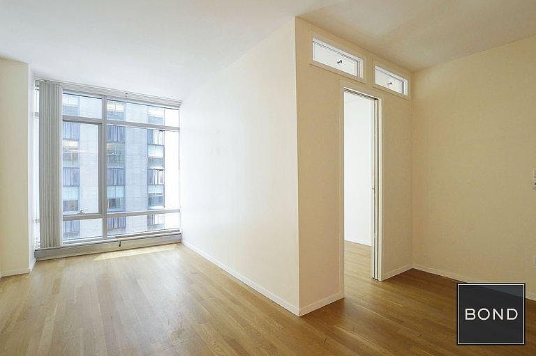 1st image of 18 W 48th St #5A1