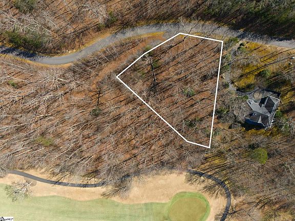 5th image of 111 Foxboro Rd