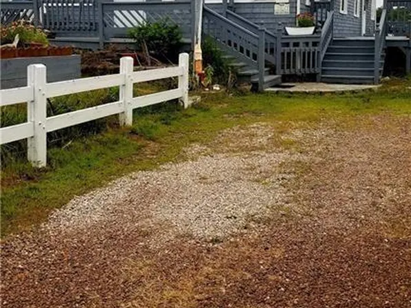 33 Breach Dr, Westerly, RI 02891