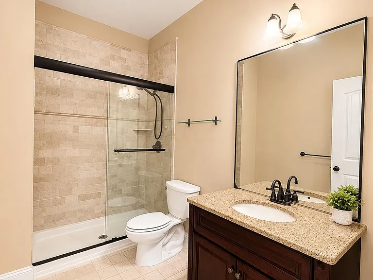 547 Sayre Ave #214 — Photo 9