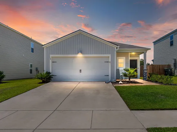 185 Lucky Day Dr, Summerville, SC 29486