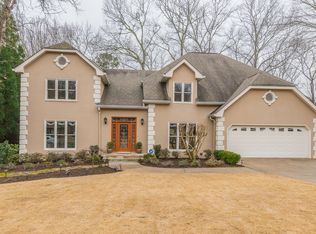 615 Wayt Rd, Roswell, GA 30076