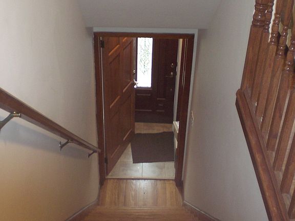 Stairways to apartment