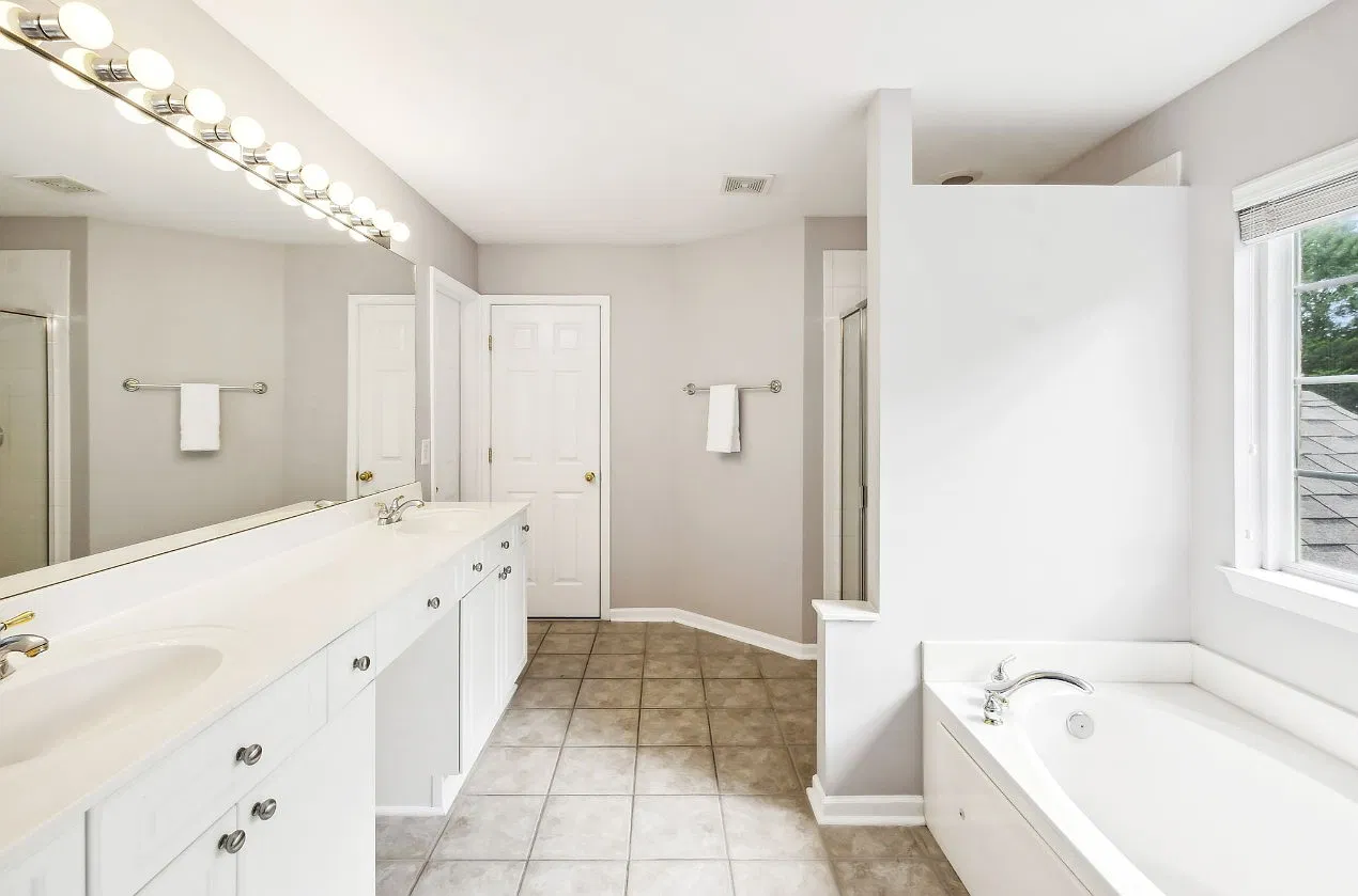 1508 Chestnut Springs Rd — Photo 1