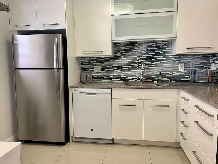 2500 Fiore Way #203-A — Photo 8
