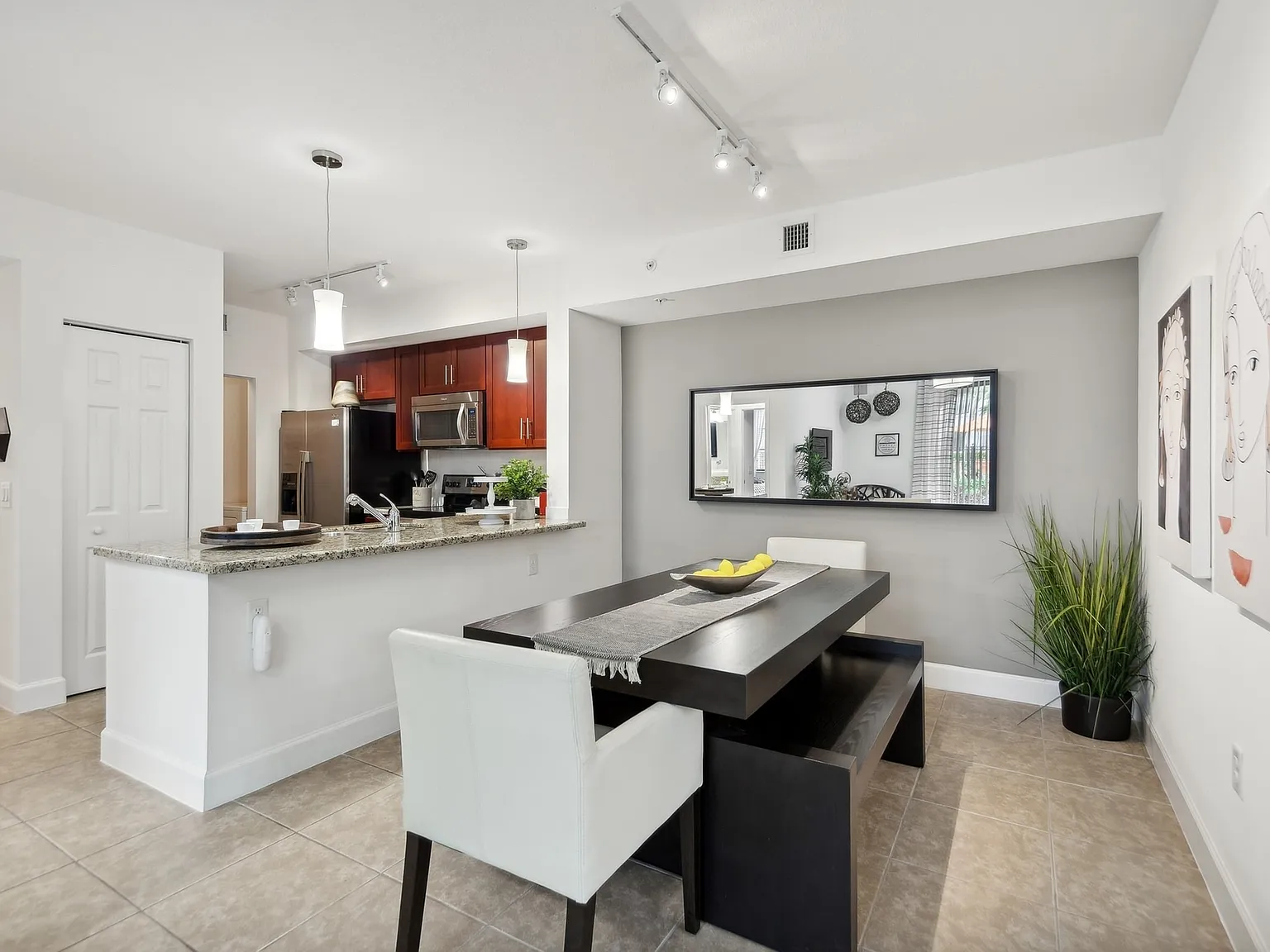 AMLI Toscana Place — Photo 4