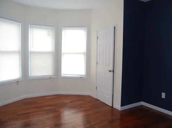 29 Alexander St, Newark, NJ