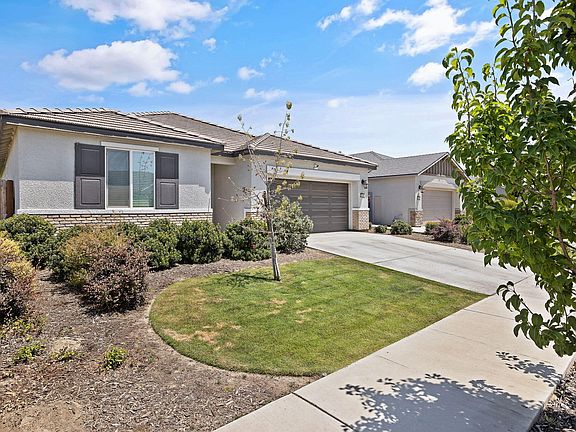 3rd image of 3518 E Laura Court