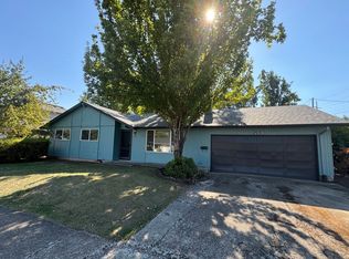 1744 W 22nd Ave, Eugene, OR 97405