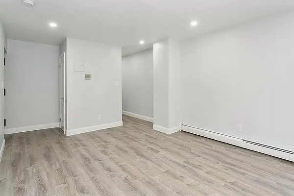 Rented by Douglas Elliman | media 19