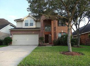 11918 Fountain Brook Dr, Pearland, TX 77584