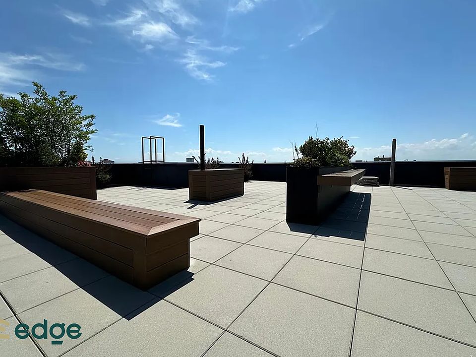 2nd image of 3415 Farragut Rd #6G