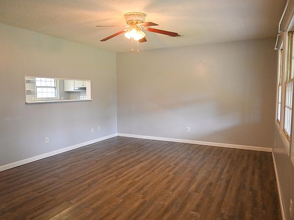 5th image of 1725 W 17th Cir