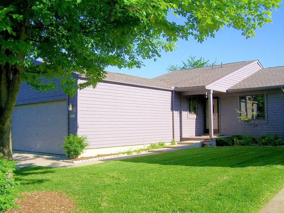 1st image of 612 Woodcreek Cir