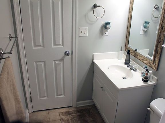 4th image of 1604 Big Springs Pl