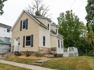 5 Lake View St, Worcester, MA 01604