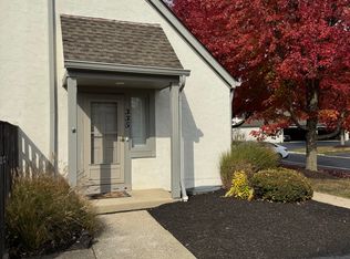 335 Saint Andrews Dr, Dublin, OH 43017