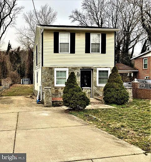 308 Cedarleaf Ave photo 1