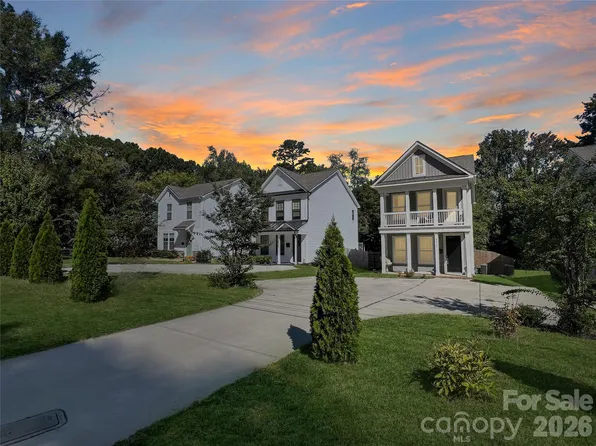 2817 Shamrock Dr, Charlotte, NC 28205