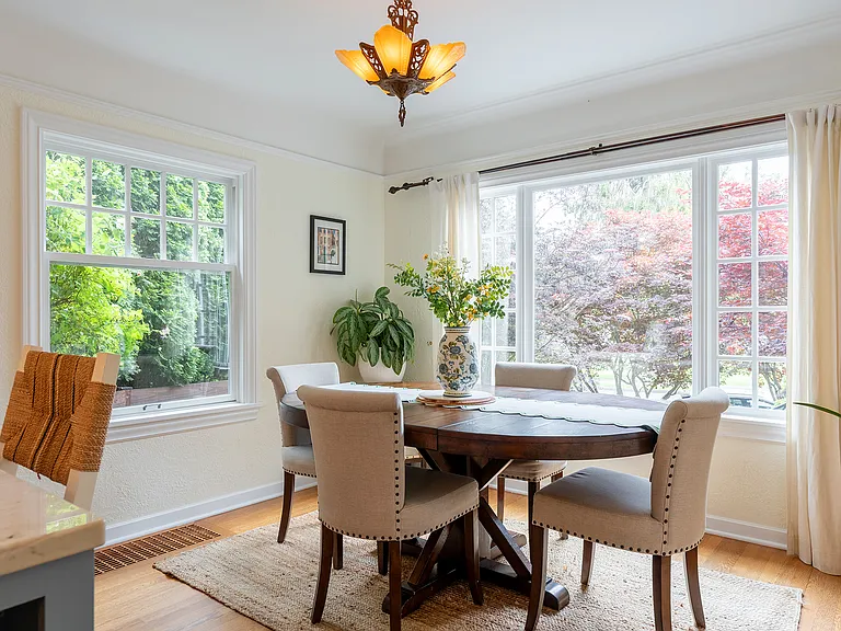 7514 E Green Lake Dr N — Photo 14