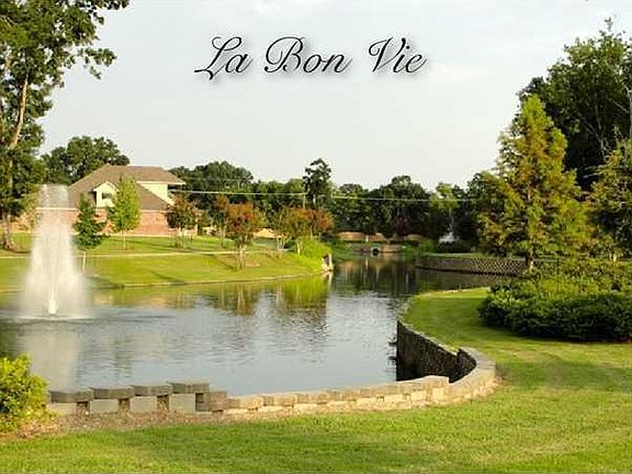 5th image of 100 S Montauban Dr