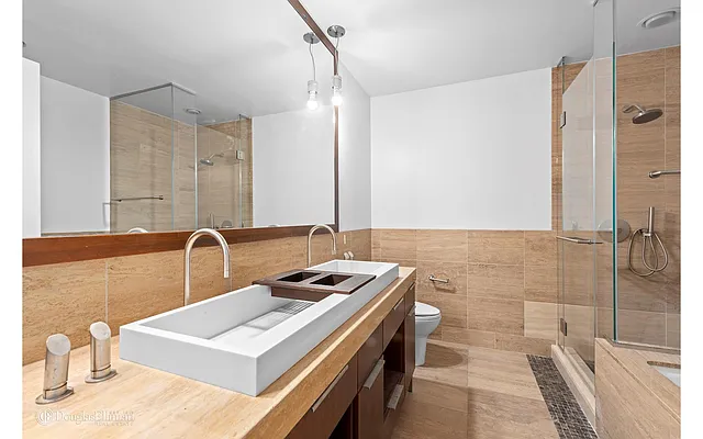 Rented by Douglas Elliman | media 13