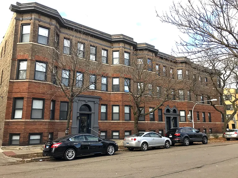 2852 N Seminary Ave #2 — Photo 21
