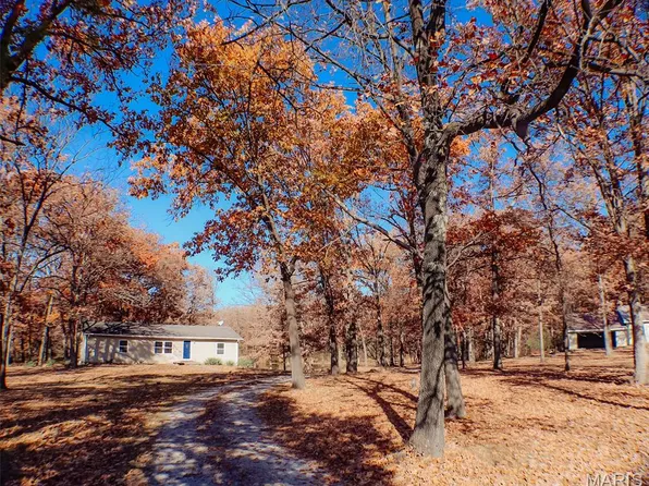 17 Deeker Ln, New Florence, MO 63363