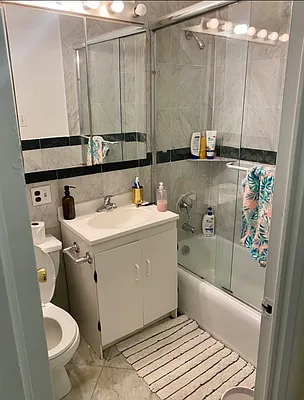 Rented by Olympia House Delaware LP | media 33