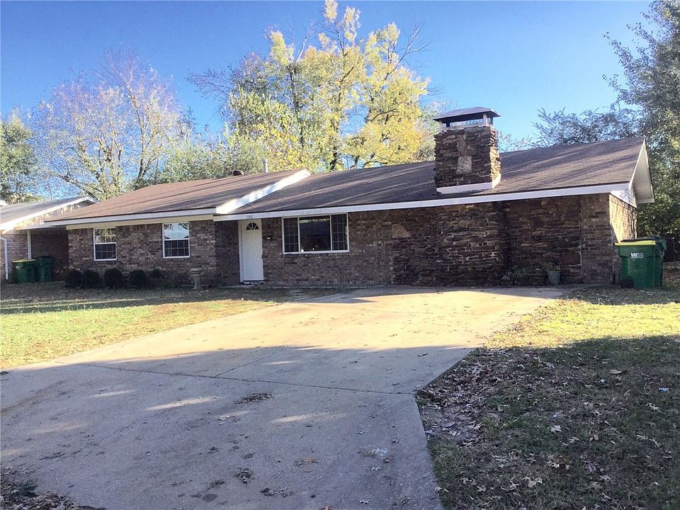 1st image of 2101 Westwood Ave