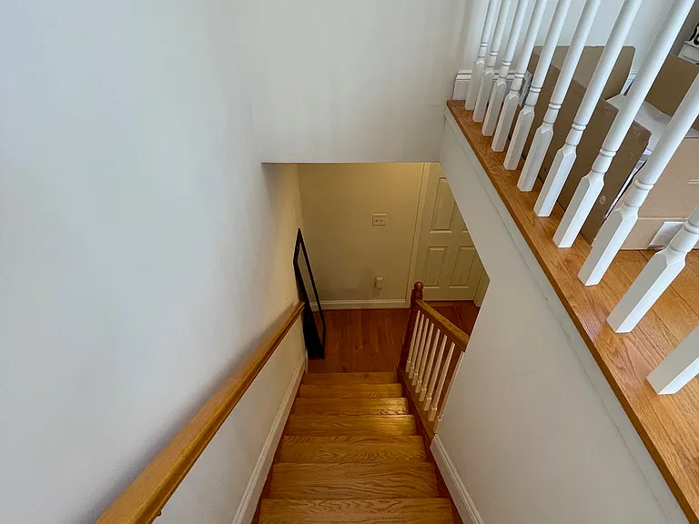 3211 Dillon St — Photo 18