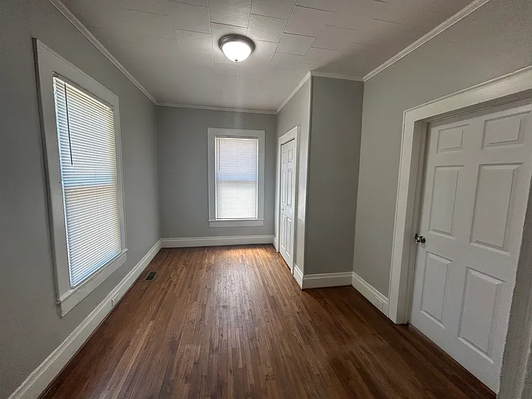 73 Douglas Ave NW — Photo 26