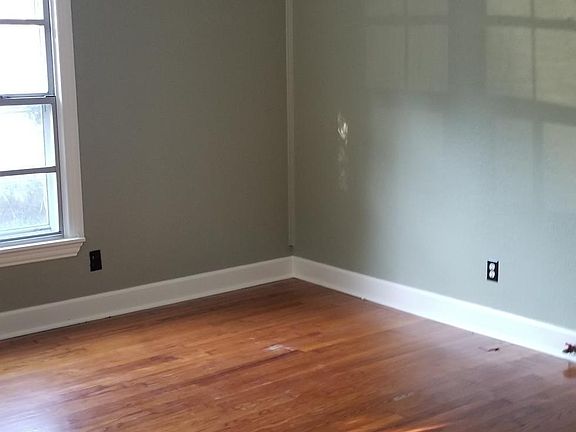 5th image of 434 S Hill Ave