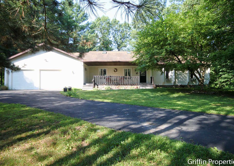 1st image of 8445 Ammerman Dr NE